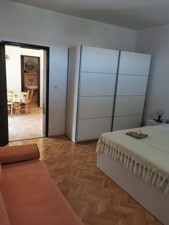 Apartments Sanja Povljana Eksteriør billede